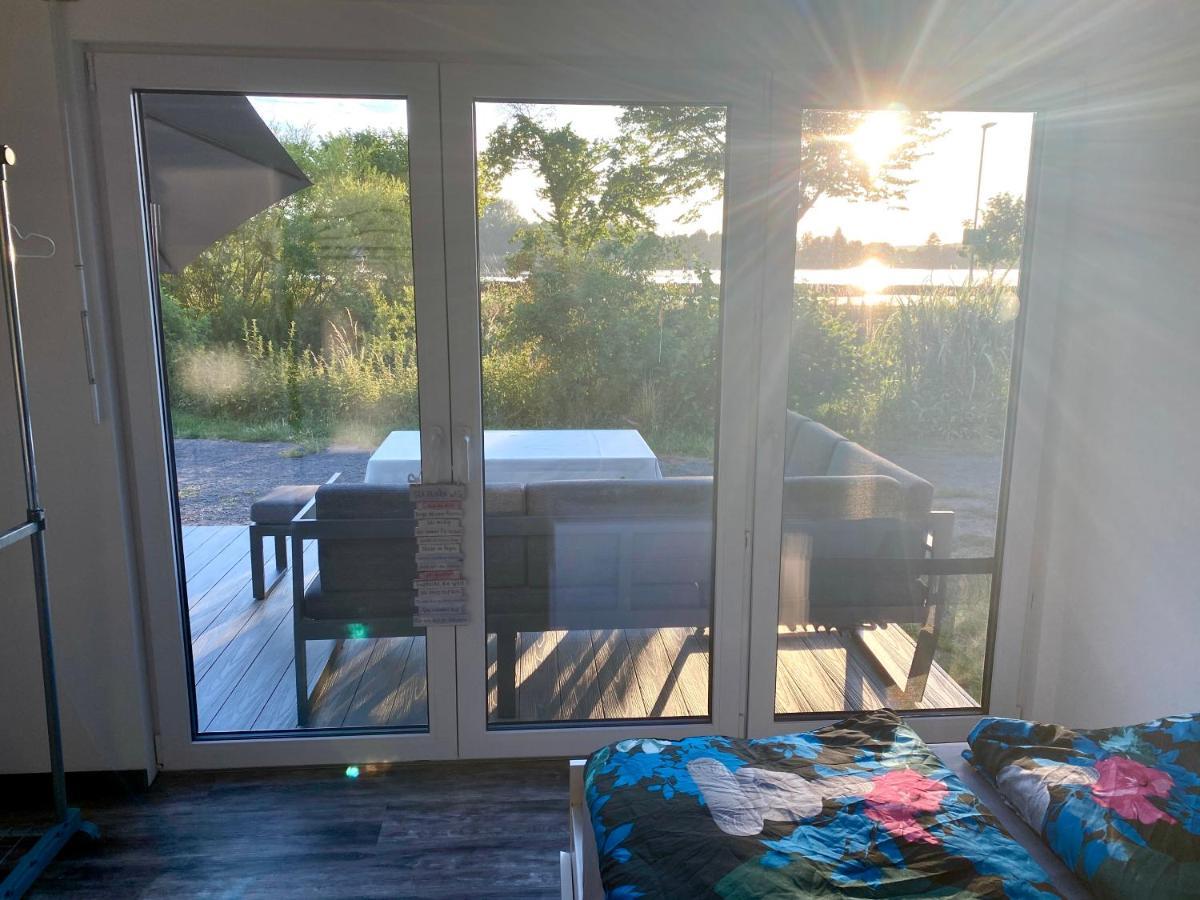 House Of Happiness Mit Seeblick Hungen Exterior foto