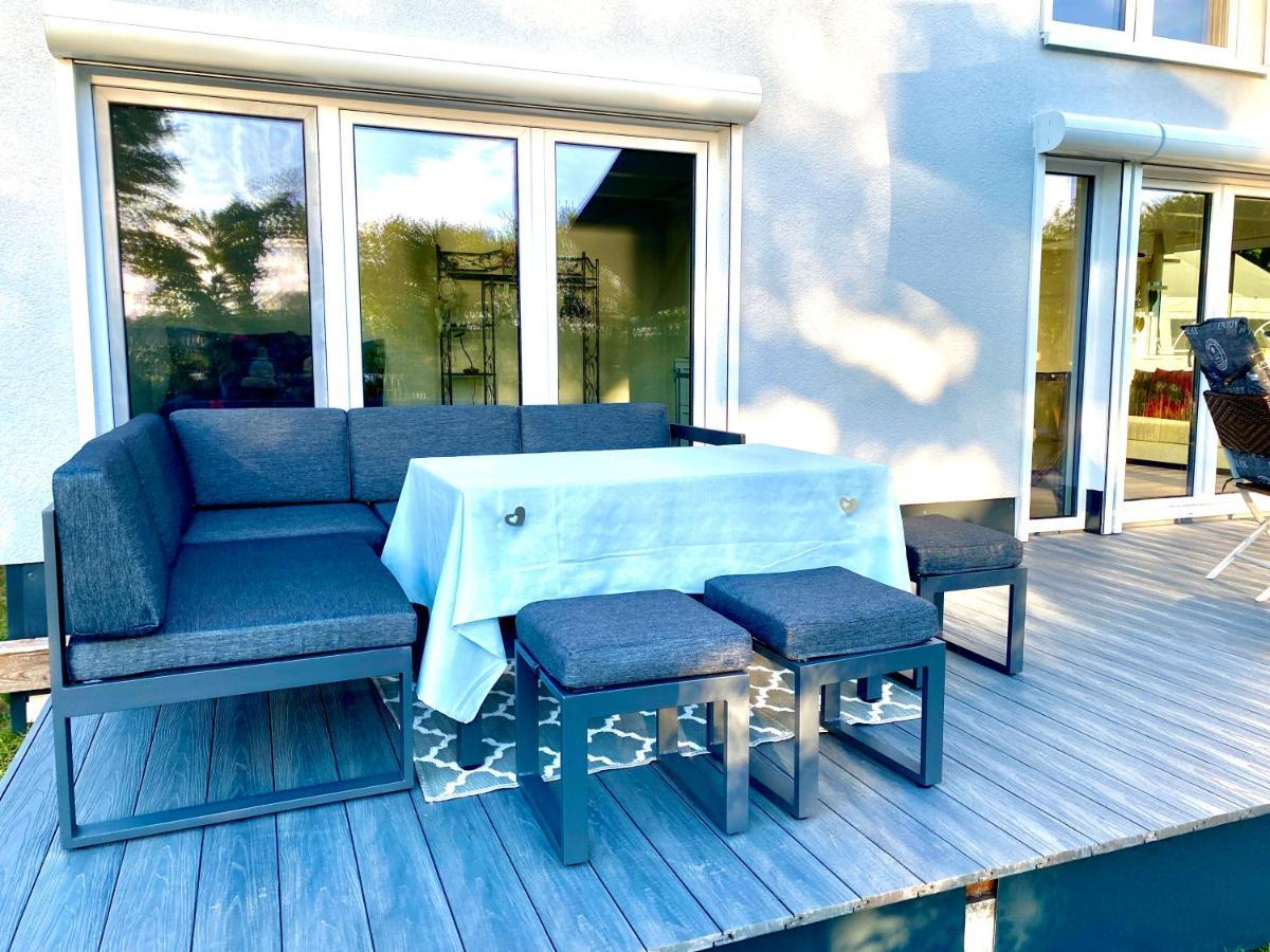 House Of Happiness Mit Seeblick Hungen Exterior foto